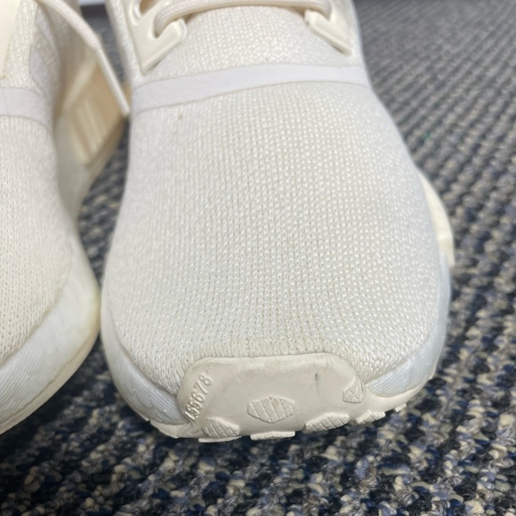 Adidas NMD_R1 Athletic Shoe Wonder White Size 7 (FLAWED SEE CAPTION / PHOTOS) - Picture 14 of 15